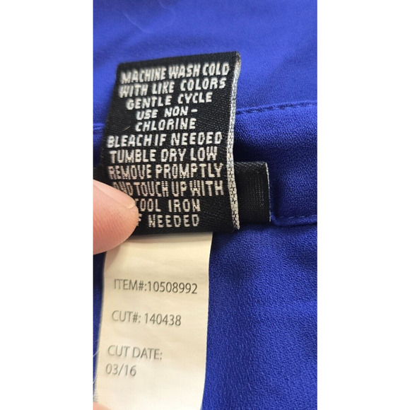 Torrid Blouse Women's 2X Blue V-Neck 1/4 Button Up Long Roll Tab Sleeves Ruffle - Picture 4 of 15